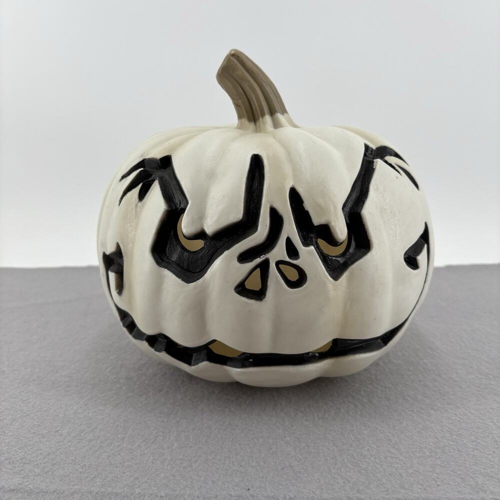 Gemmy Halloween Light Up Blow Mold White/Black Jack-O-Lantern Pumpkin 8" Tall